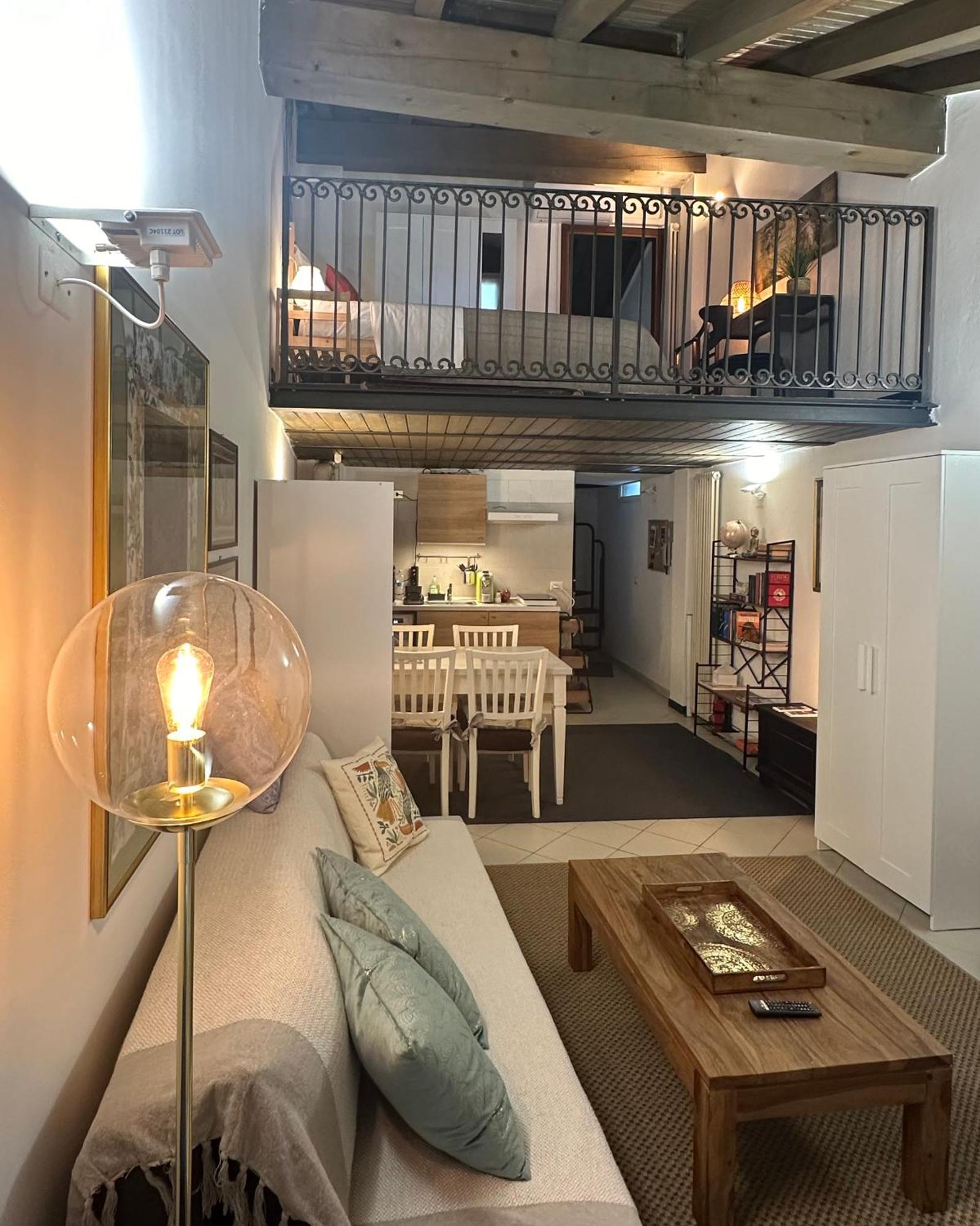 Apartmán La Mansardina Di San Leonardo Bergamo Exteriér fotografie