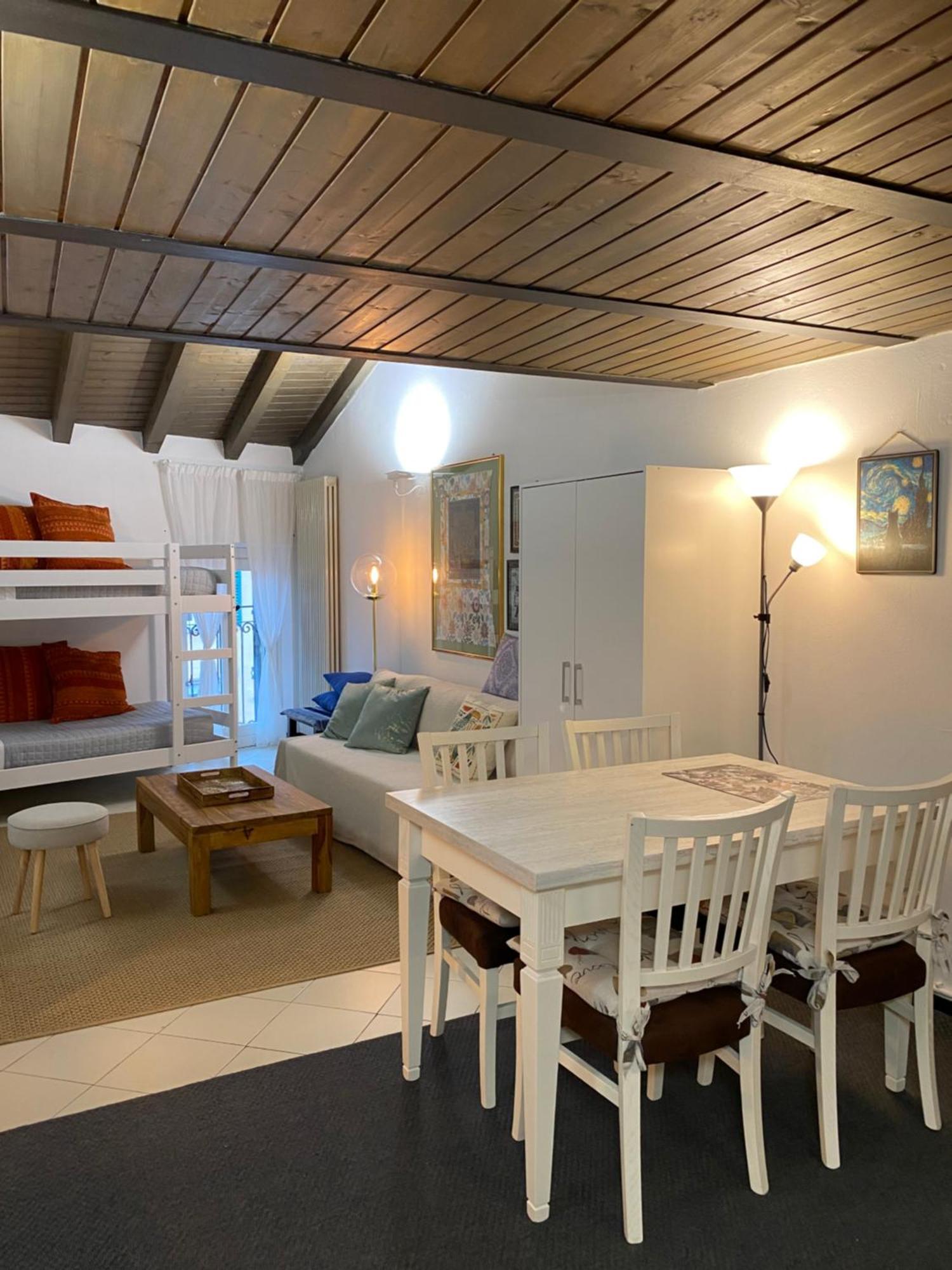 Apartmán La Mansardina Di San Leonardo Bergamo Exteriér fotografie